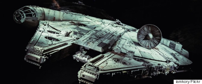 r-MILLENNIUM-FALCON