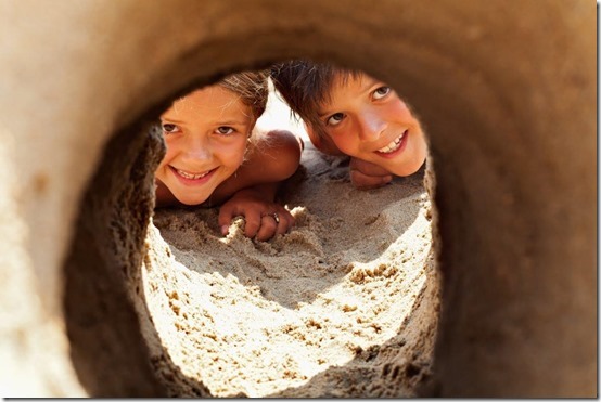 portrait-photography-boys-on-beach